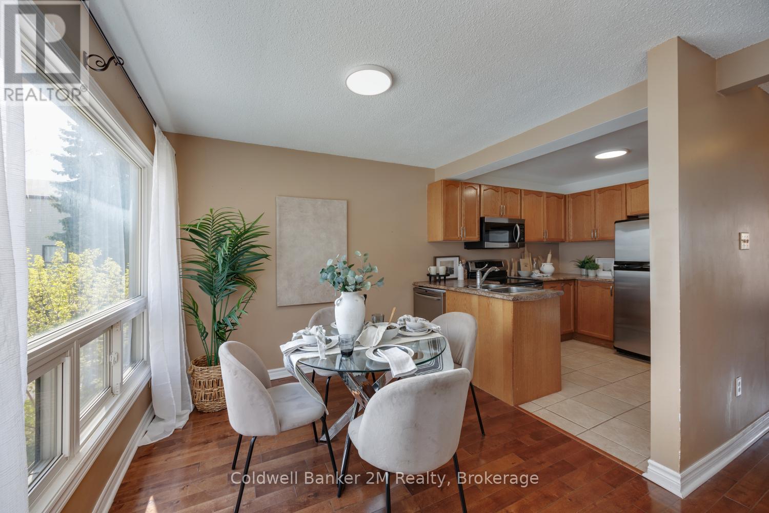 72 PARKLANE CIRCLE - 11