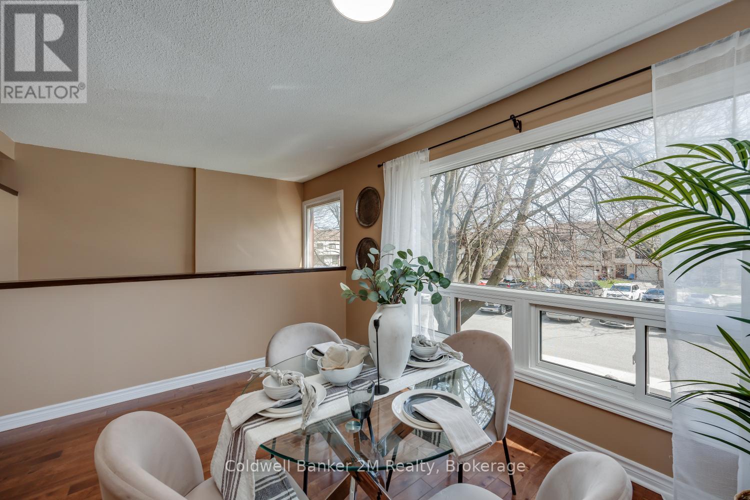 72 PARKLANE CIRCLE - 12