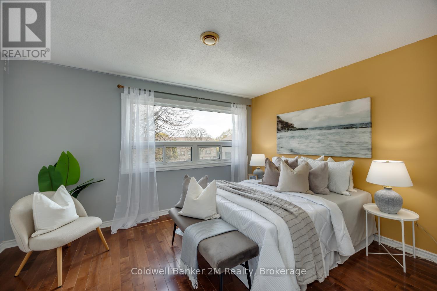 72 PARKLANE CIRCLE - 19