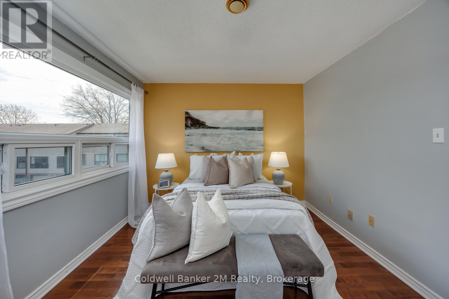 72 PARKLANE CIRCLE - 20