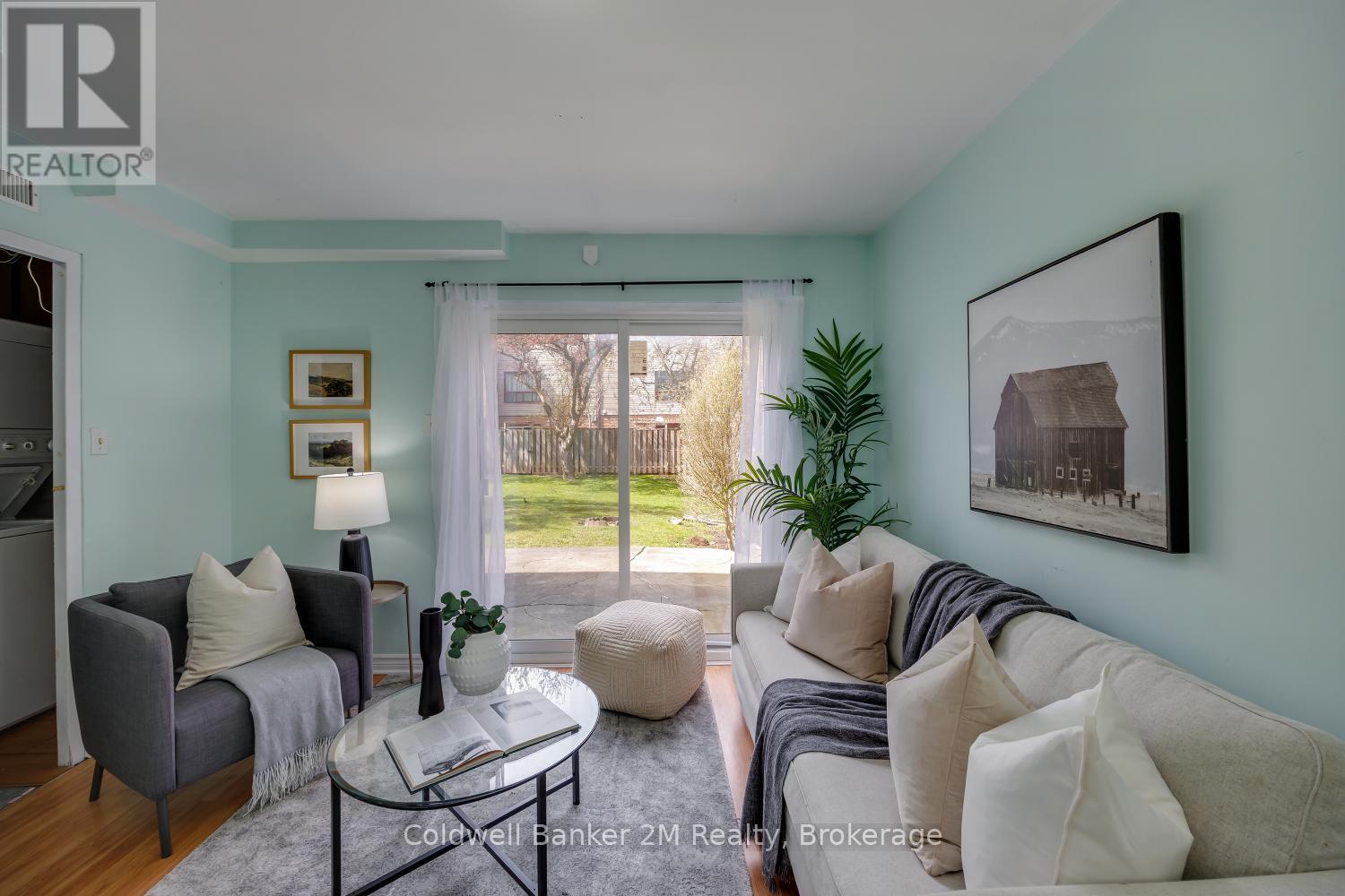 72 PARKLANE CIRCLE - 31