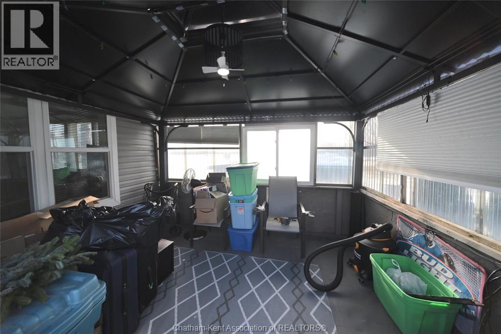 15895 Longwoods ROAD - 29