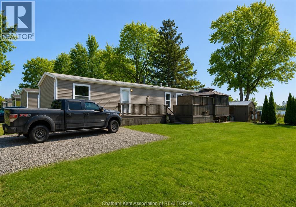 15895 Longwoods ROAD - 1