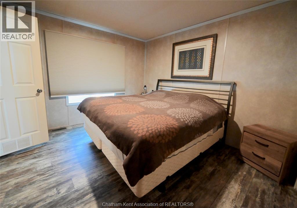 15895 Longwoods ROAD - 20