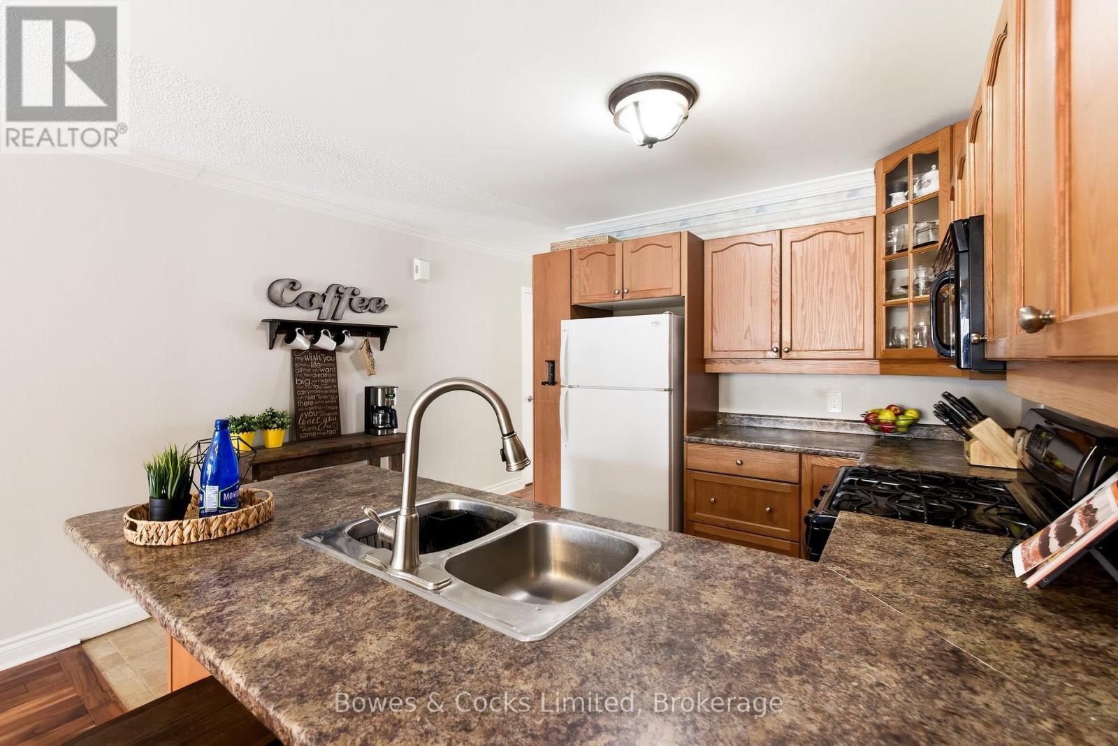347 MIDDLEFIELD ROAD - 14