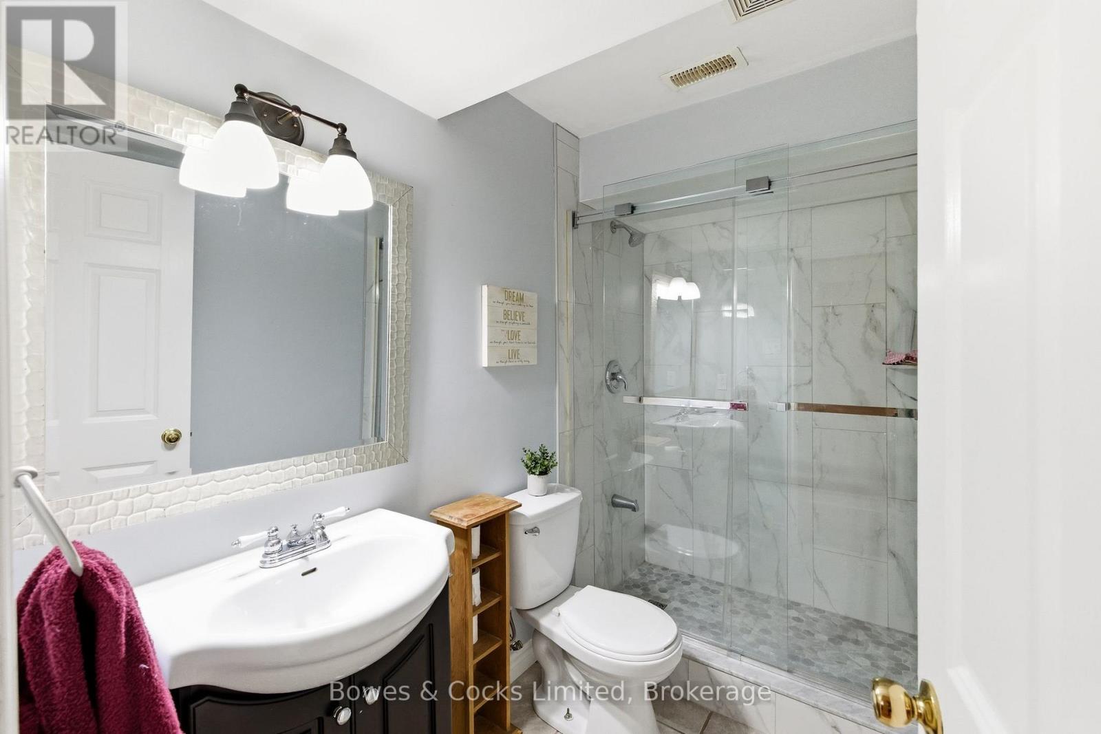 347 MIDDLEFIELD ROAD - 37