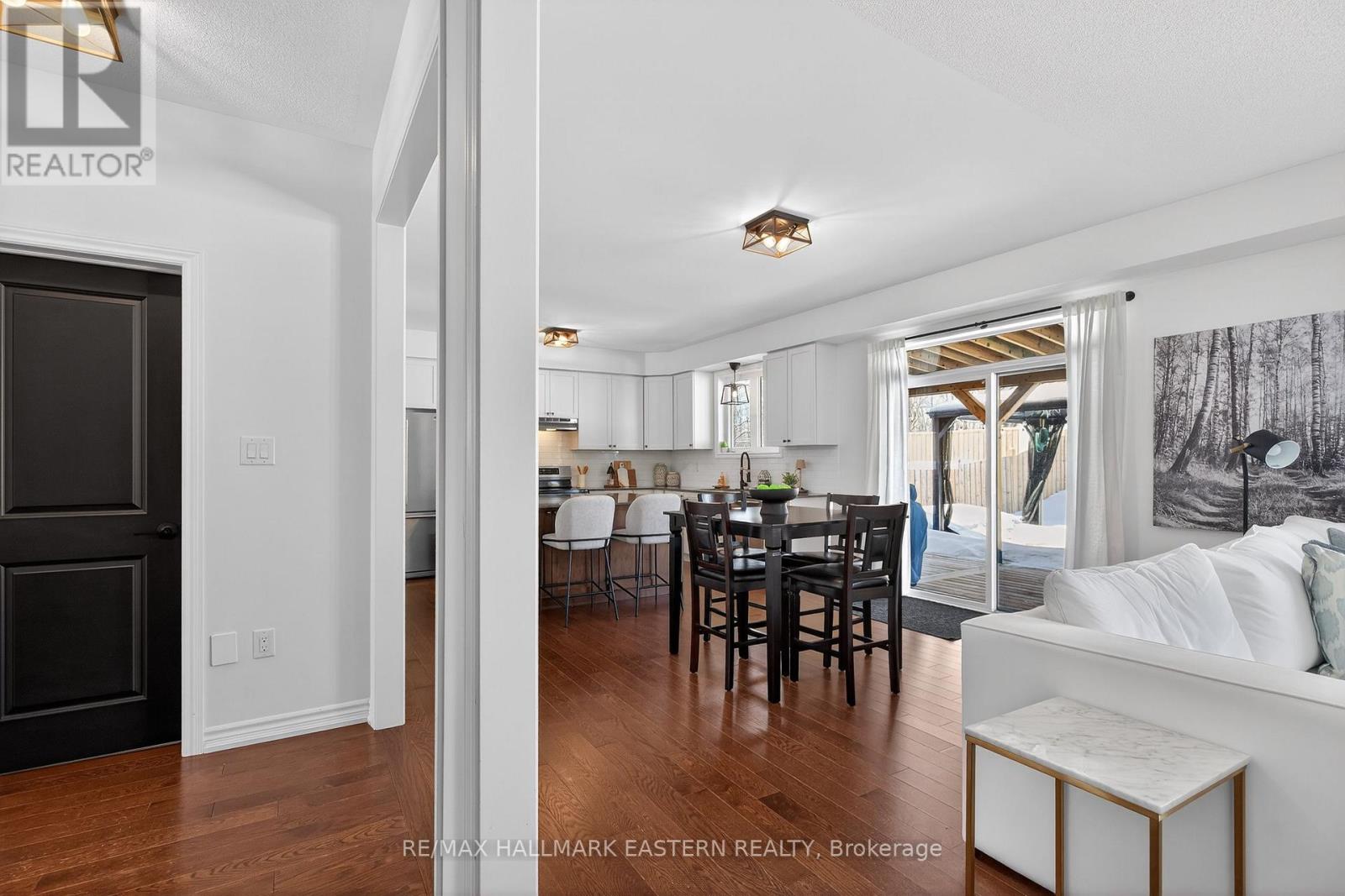 141 HIGHLANDS BOULEVARD - 19
