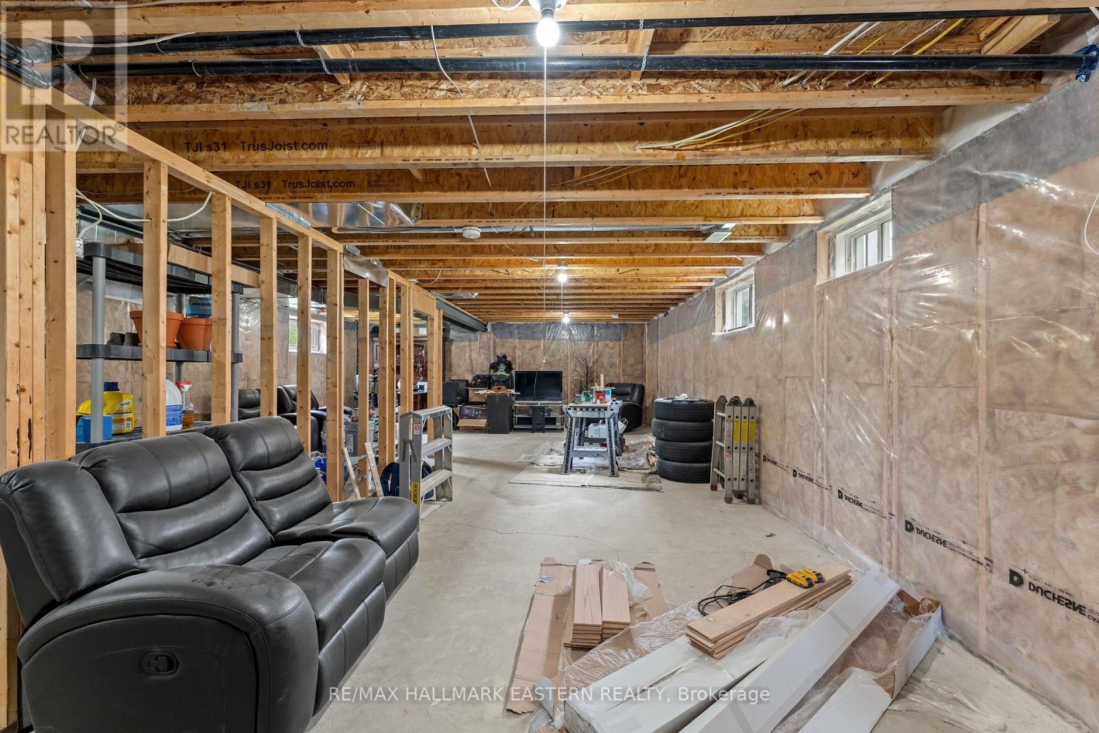 7 MILLPOND LANE - 15