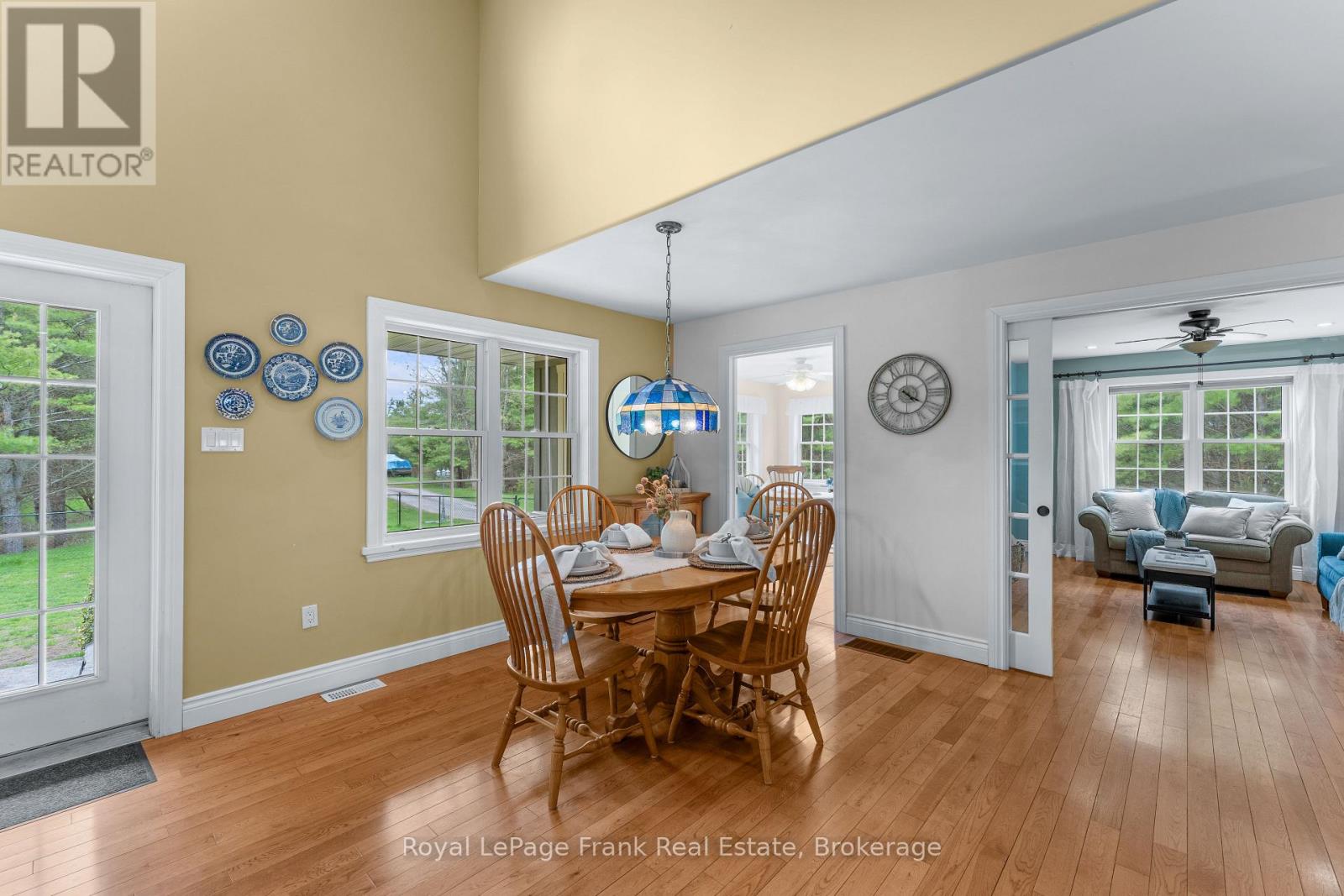 382 LAKEHURST CIRCLE ROAD - 12