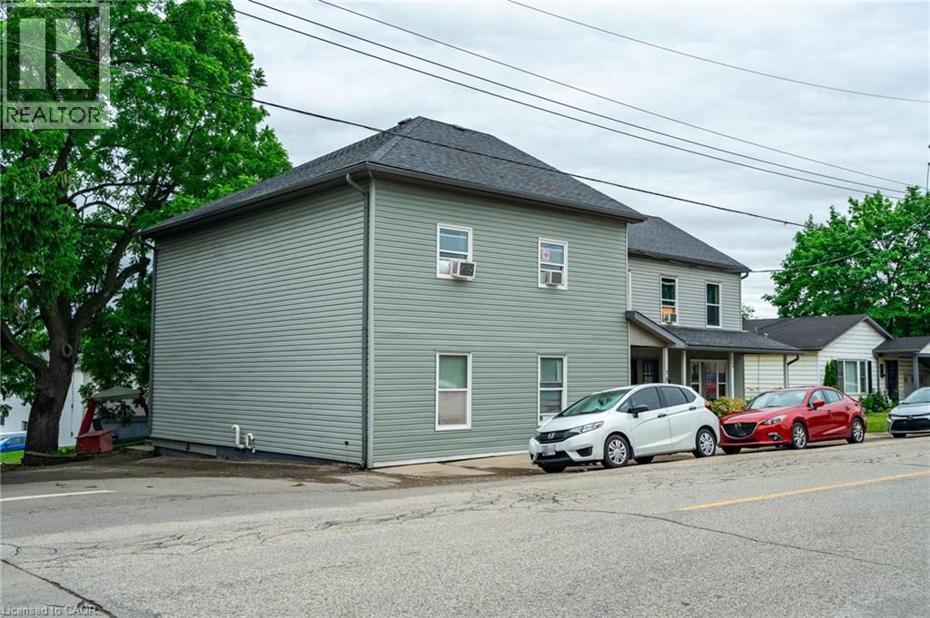 154-156 FREELTON Road - 11