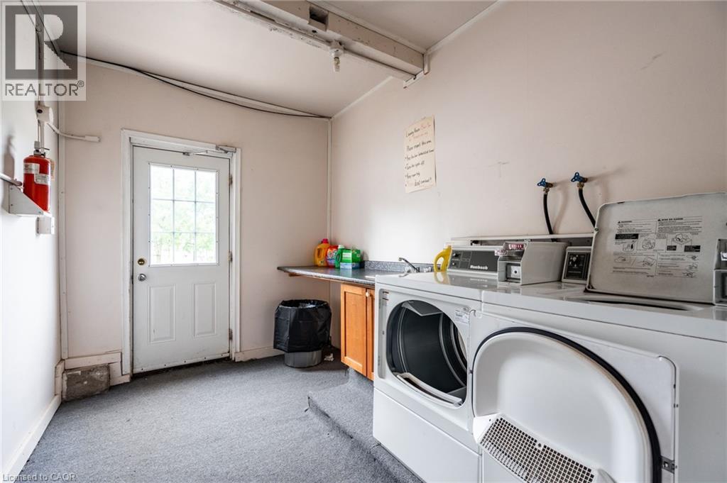 154-156 FREELTON Road - 10