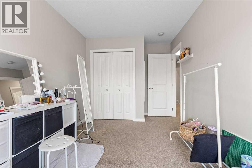 107 Lucas Terrace NW - 38