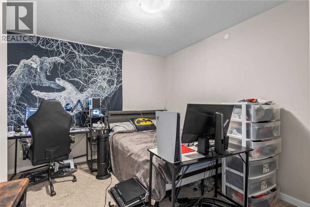 107 Lucas Terrace NW - 40