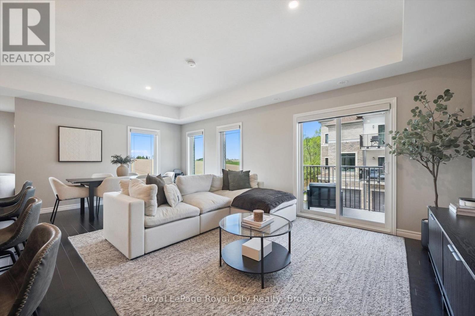 #58 107 WESTRA DRIVE - 17