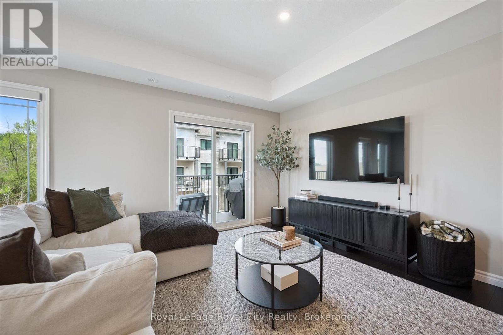 #58 107 WESTRA DRIVE - 18