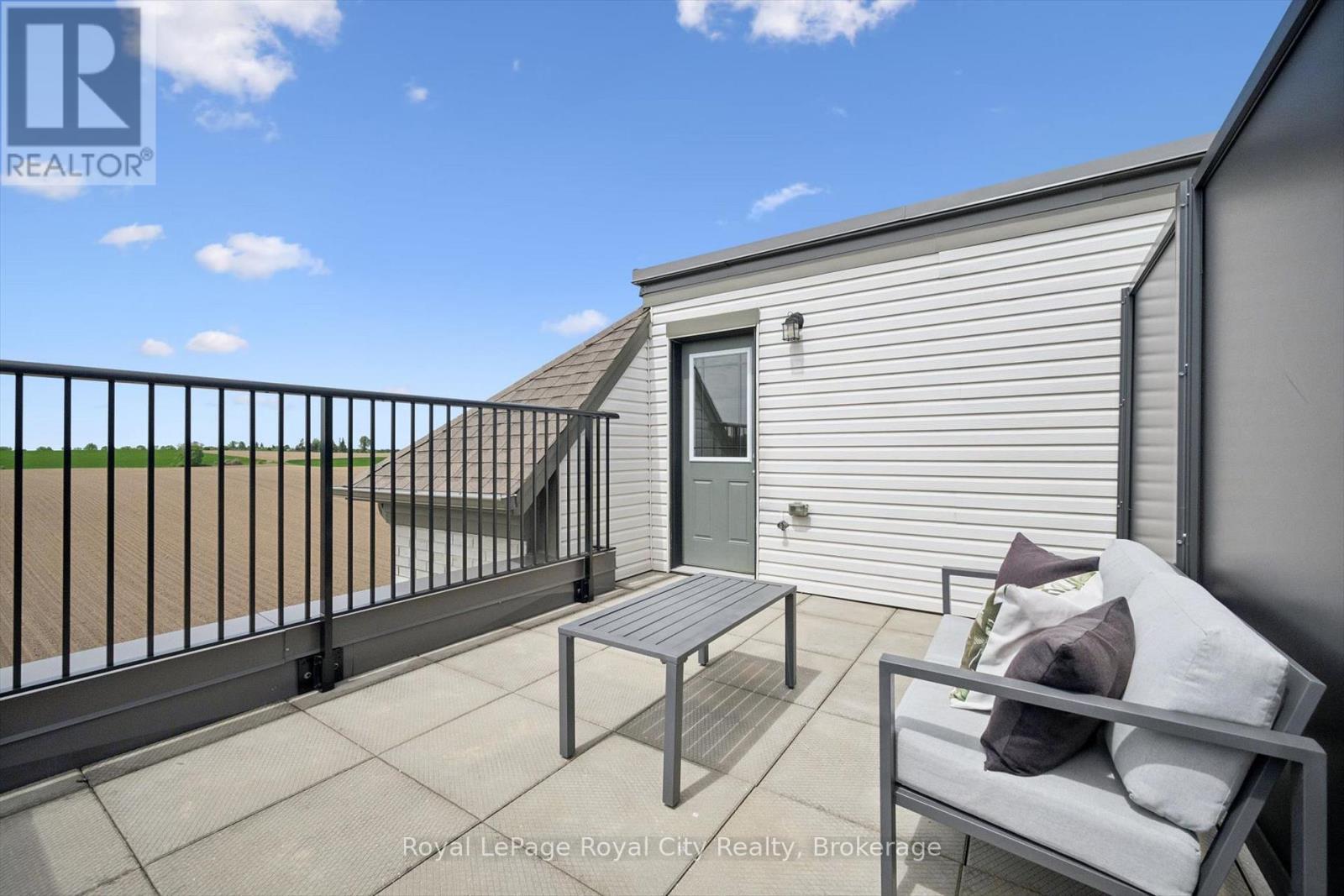 #58 107 WESTRA DRIVE - 34