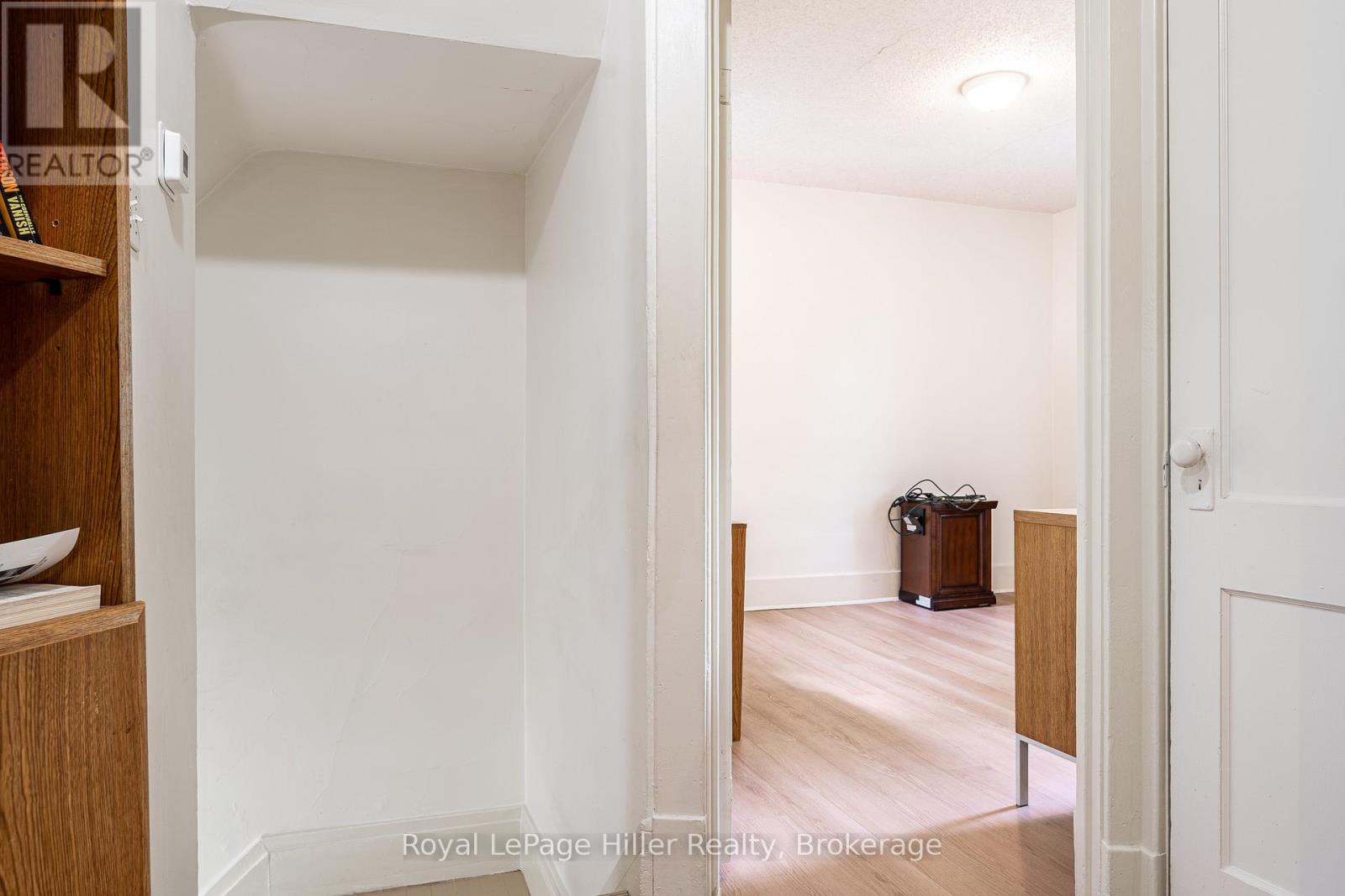 42 HOME STREET - 10