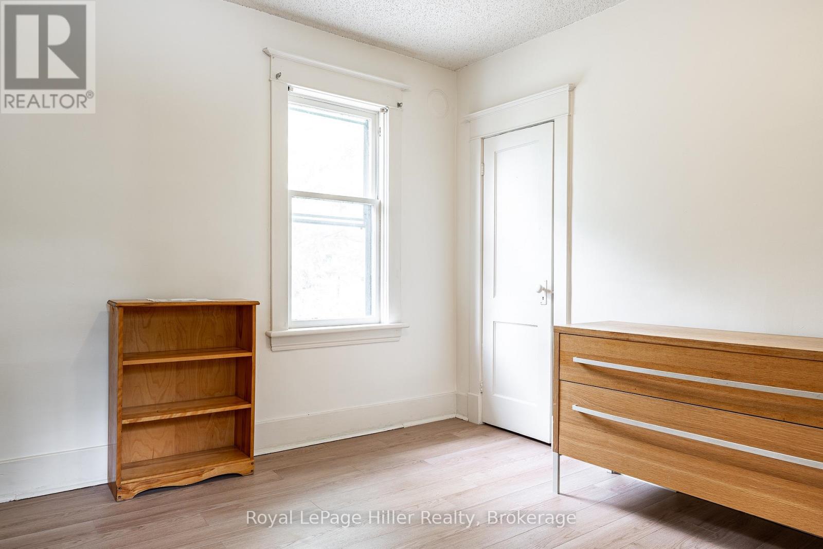 42 HOME STREET - Image 7