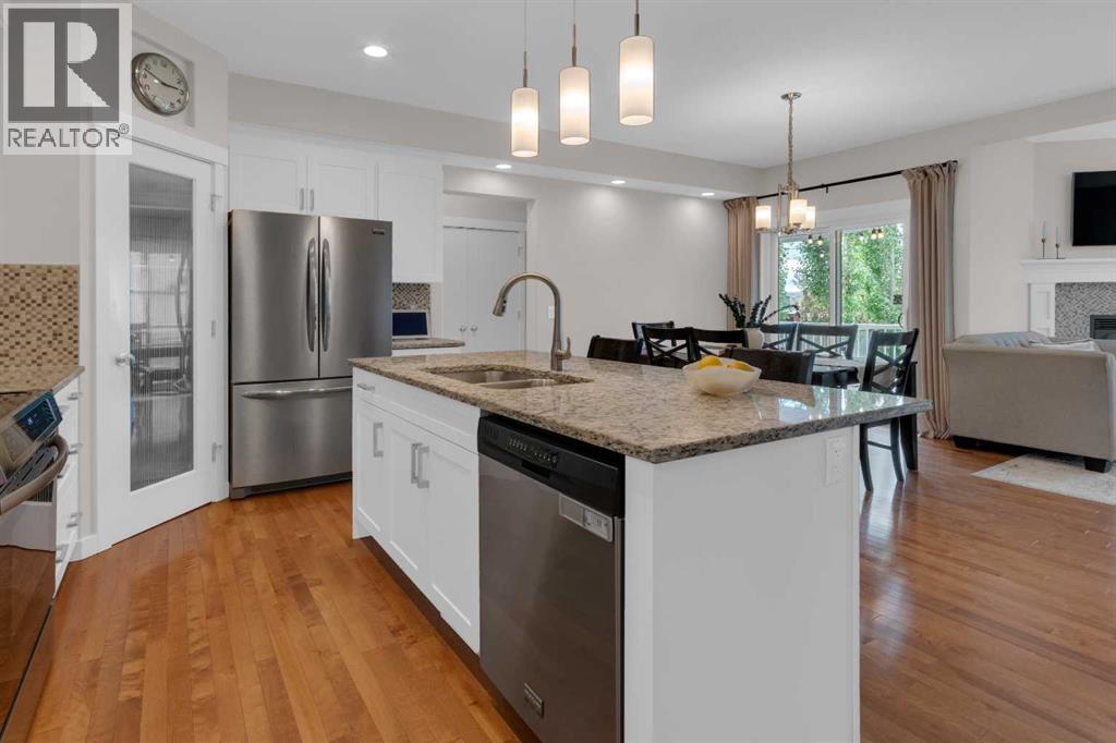 1373 Ravenswood Drive SE - photo 4