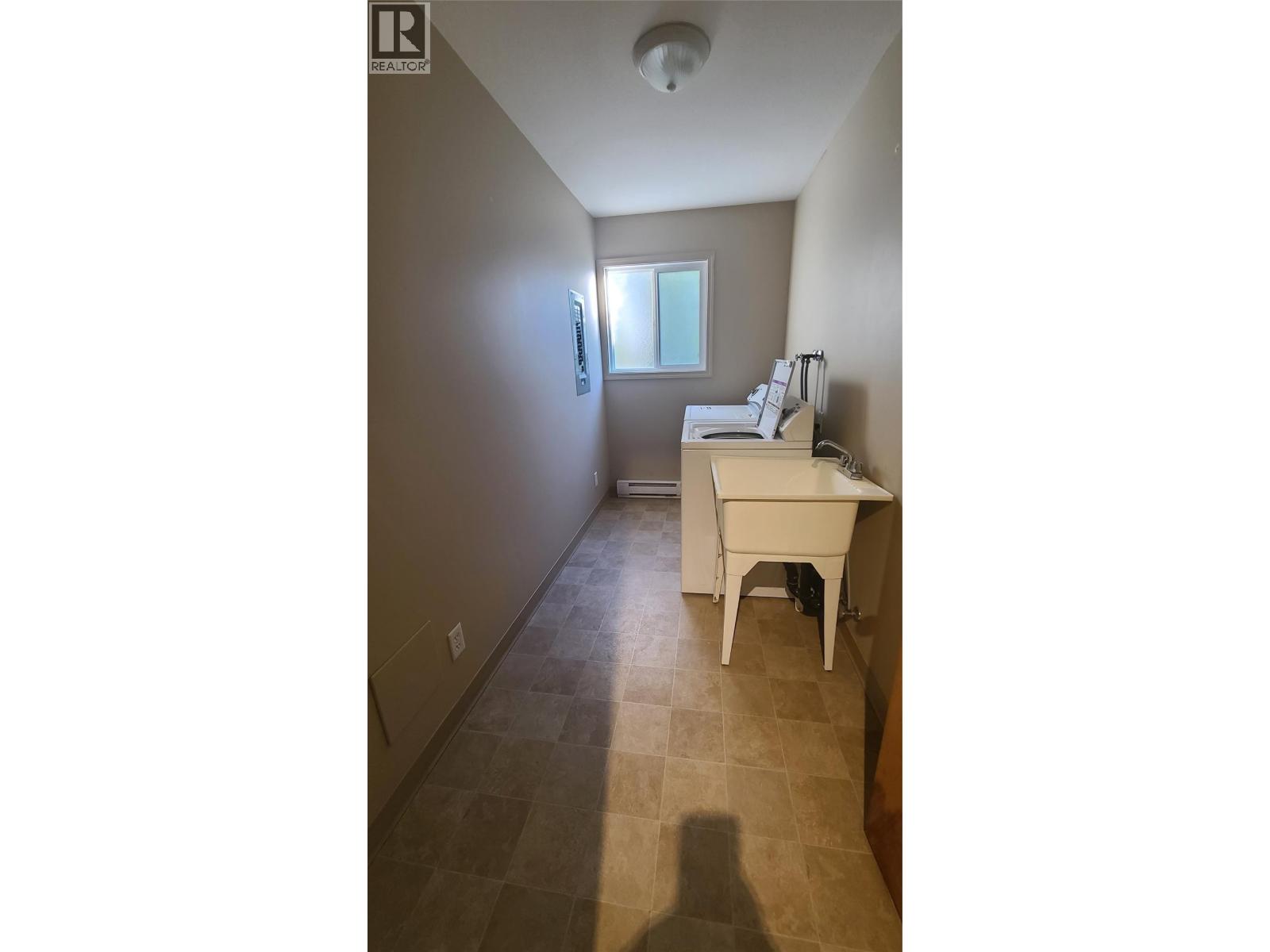 307 Norton Street - 9