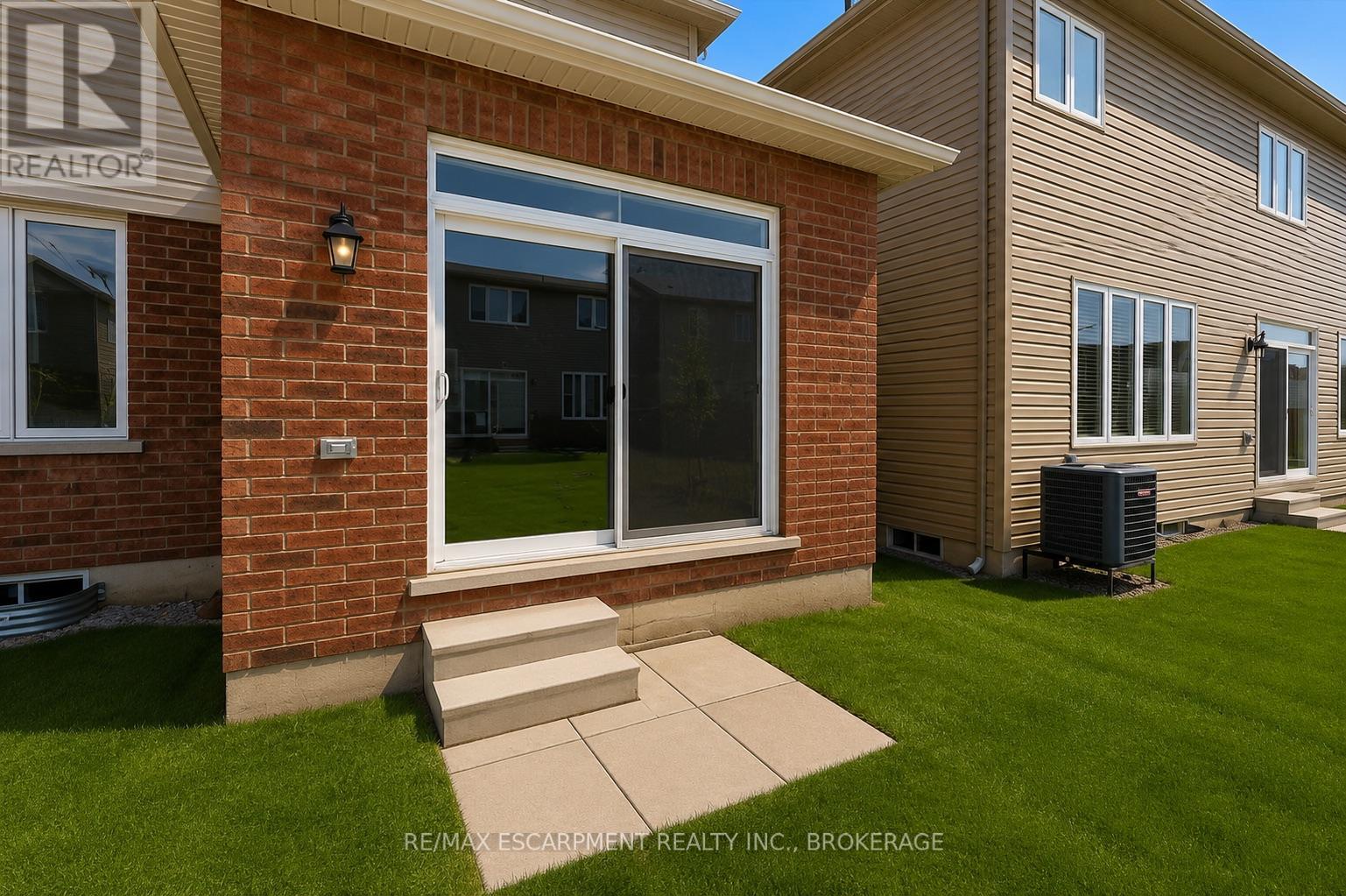 13 STEVEN DRIVE - 41