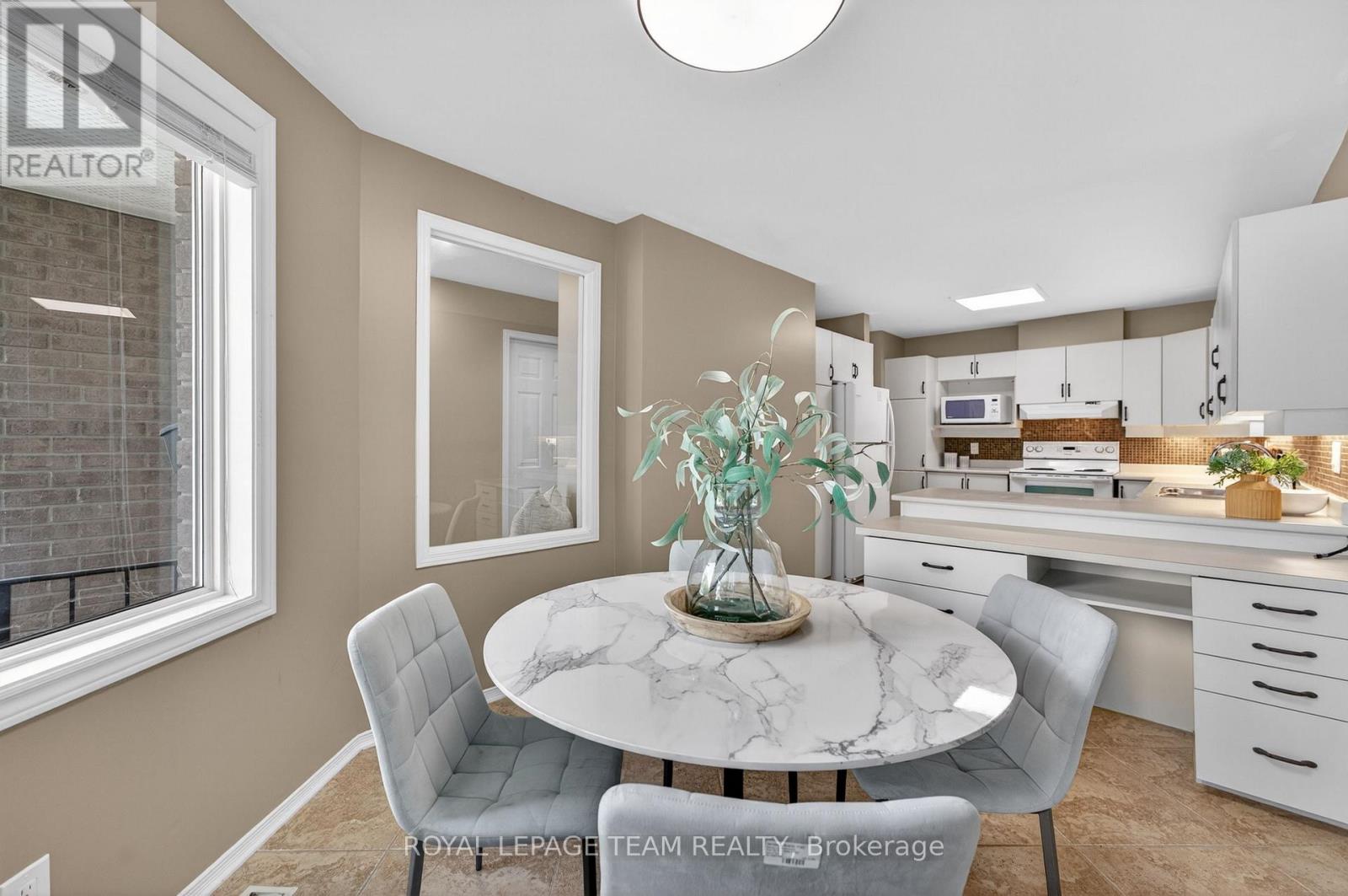 3 Bed, 3 Bath House for Sale in Ottawa – 31 – 6 GRAND CEDAR COURT, Ottawa – MLS# X13446998 - Image 33