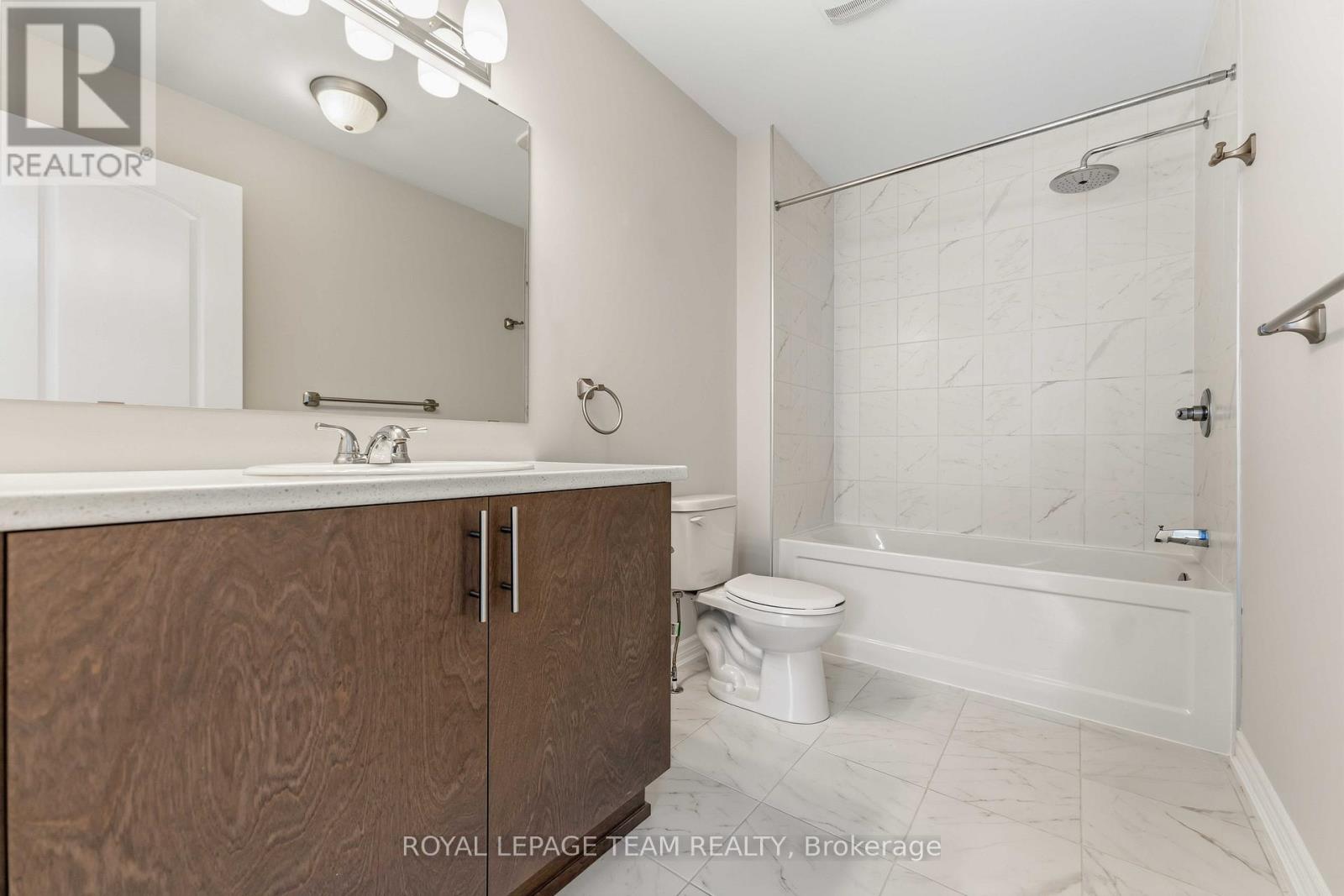 3 Bed, 3 Bath House for Rent in Ottawa – 1184 CHAPMAN MILLS DRIVE, Ottawa – MLS# X13447020 - Image 16