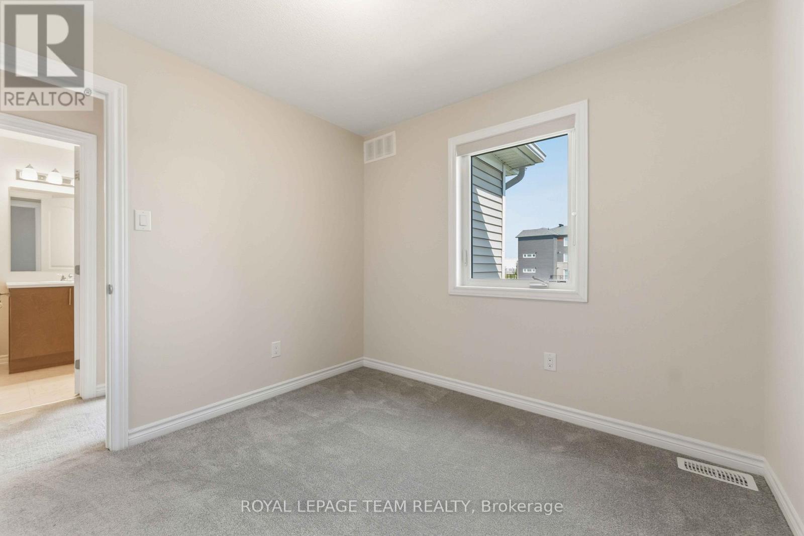 3 Bed, 3 Bath House for Rent in Ottawa – 1184 CHAPMAN MILLS DRIVE, Ottawa – MLS# X13447020 - Image 22