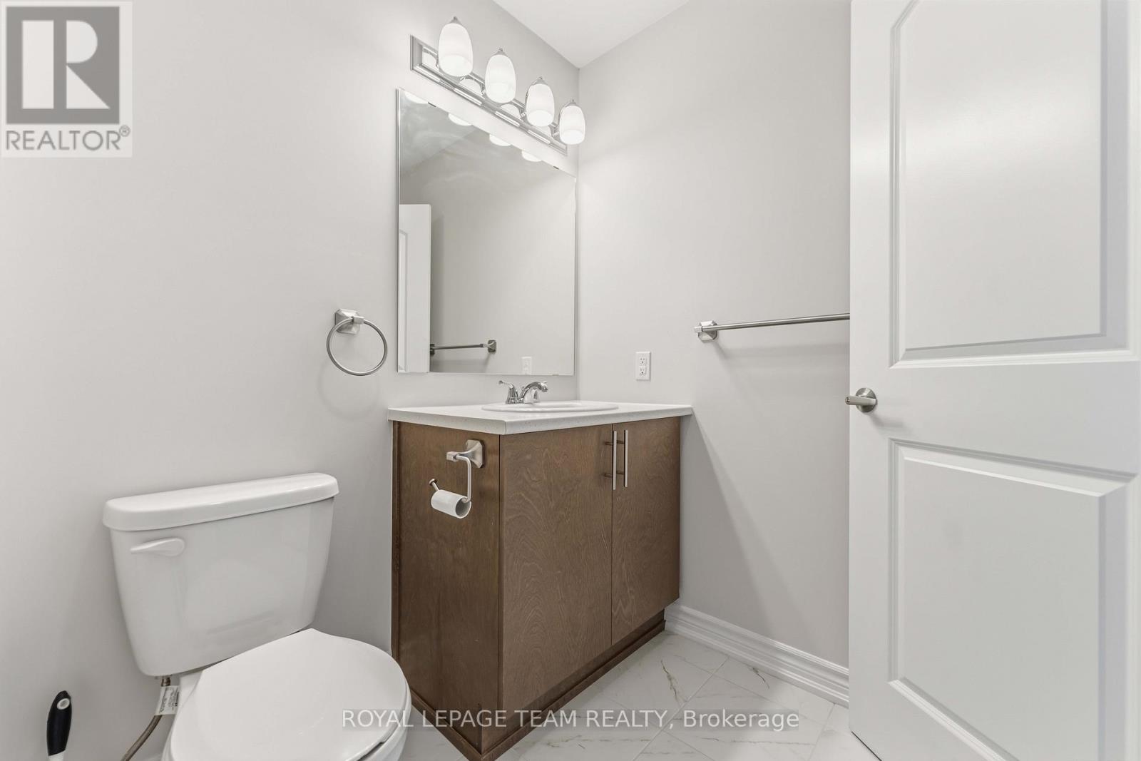 3 Bed, 3 Bath House for Rent in Ottawa – 1184 CHAPMAN MILLS DRIVE, Ottawa – MLS# X13447020 - Image 26