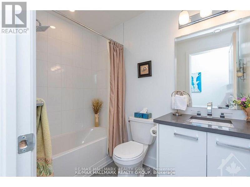 #10 340 TRIBECA PRIVATE - 19