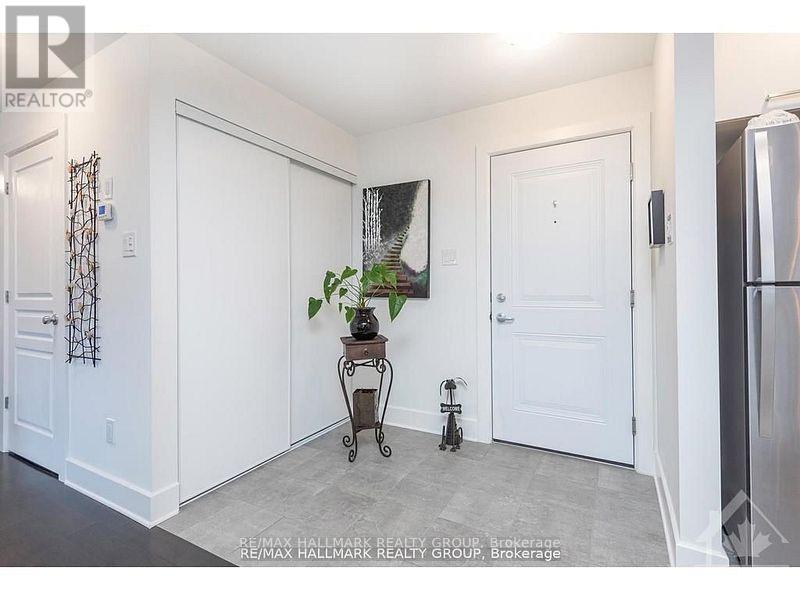 #10 340 TRIBECA PRIVATE - 4
