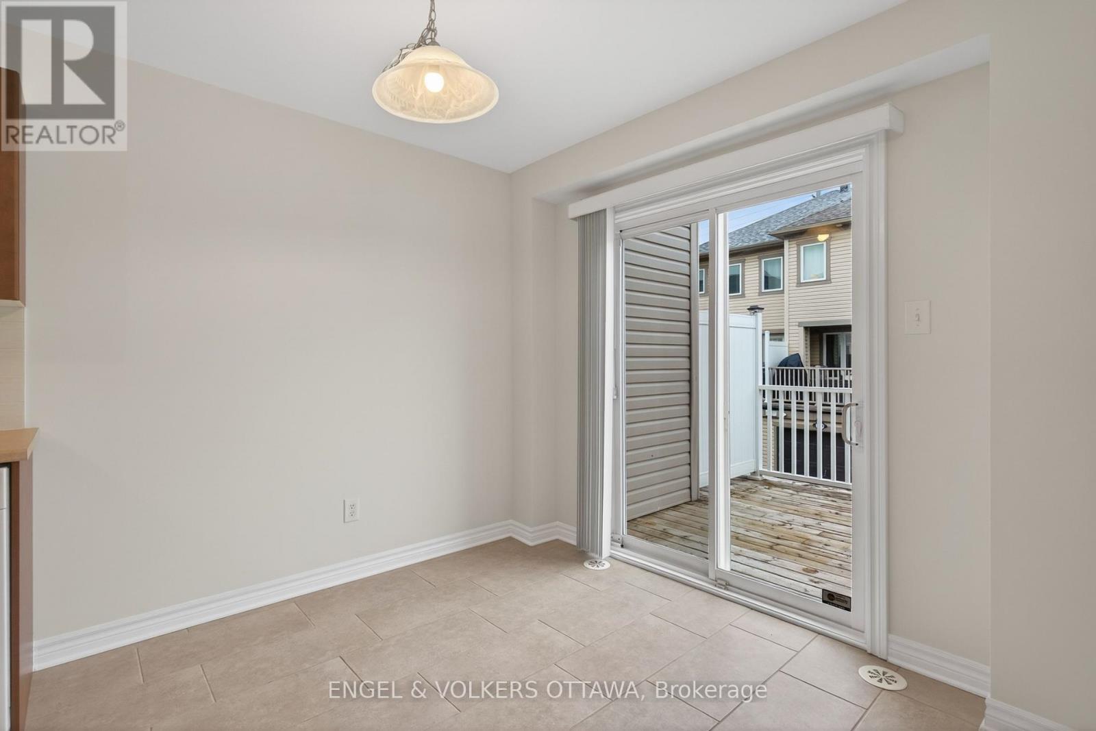 2043 MADRID AVENUE - 26
