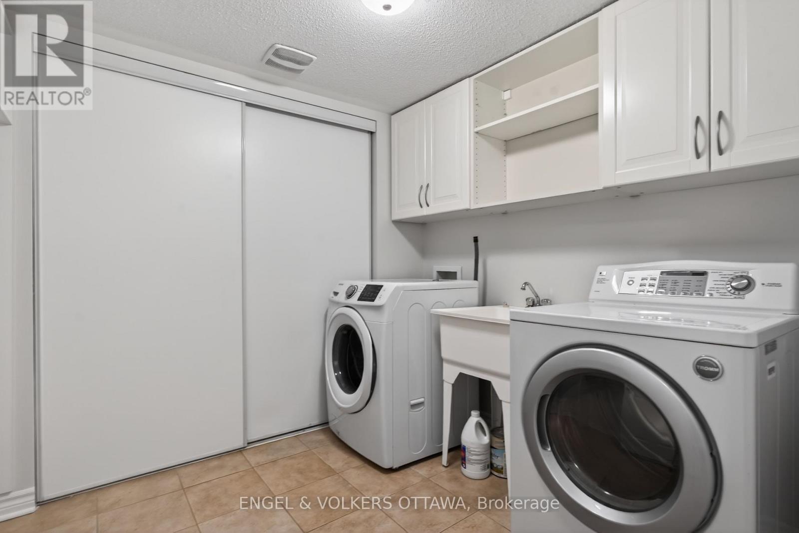 2043 MADRID AVENUE - 46