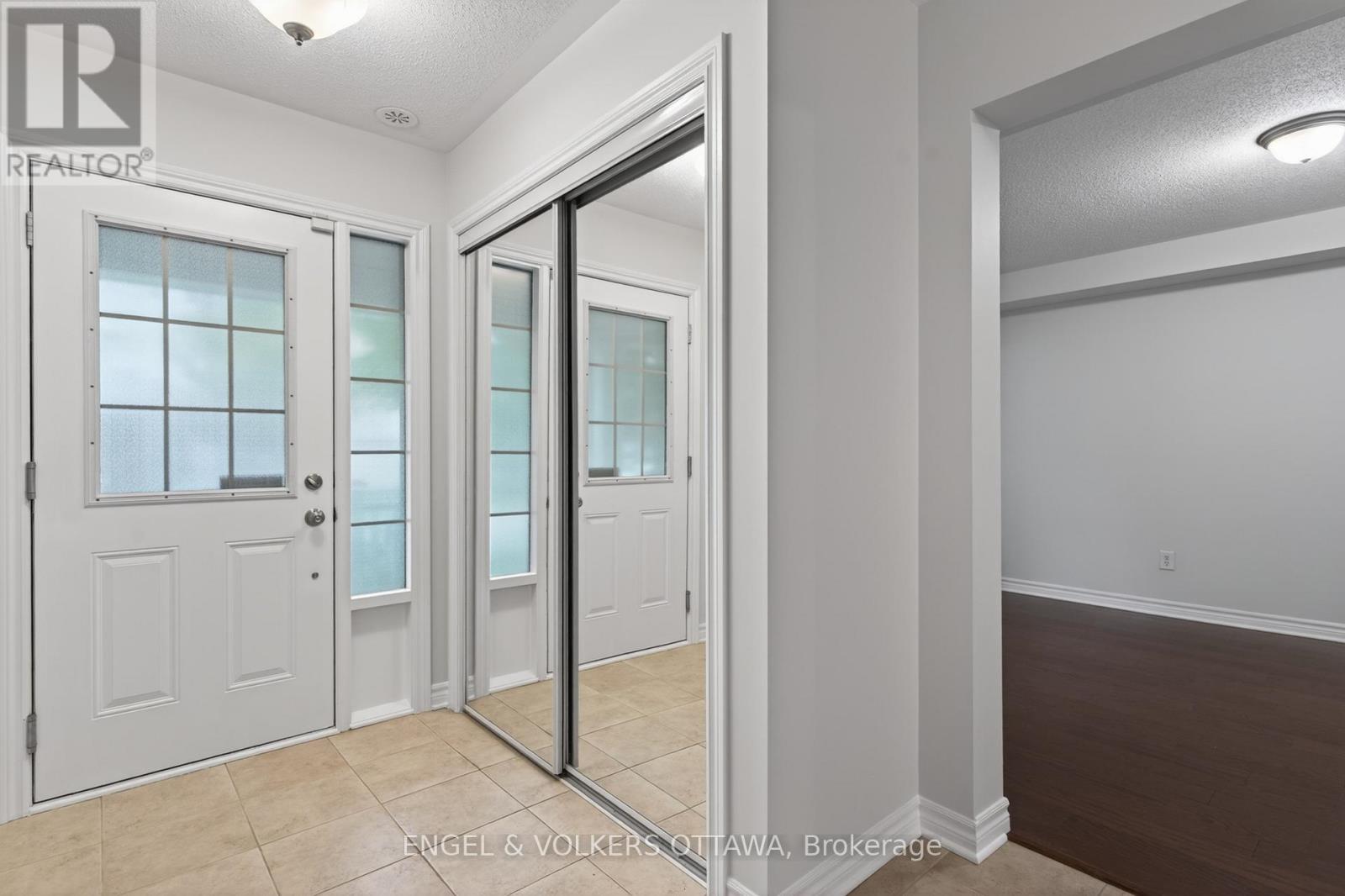 2043 MADRID AVENUE - 6