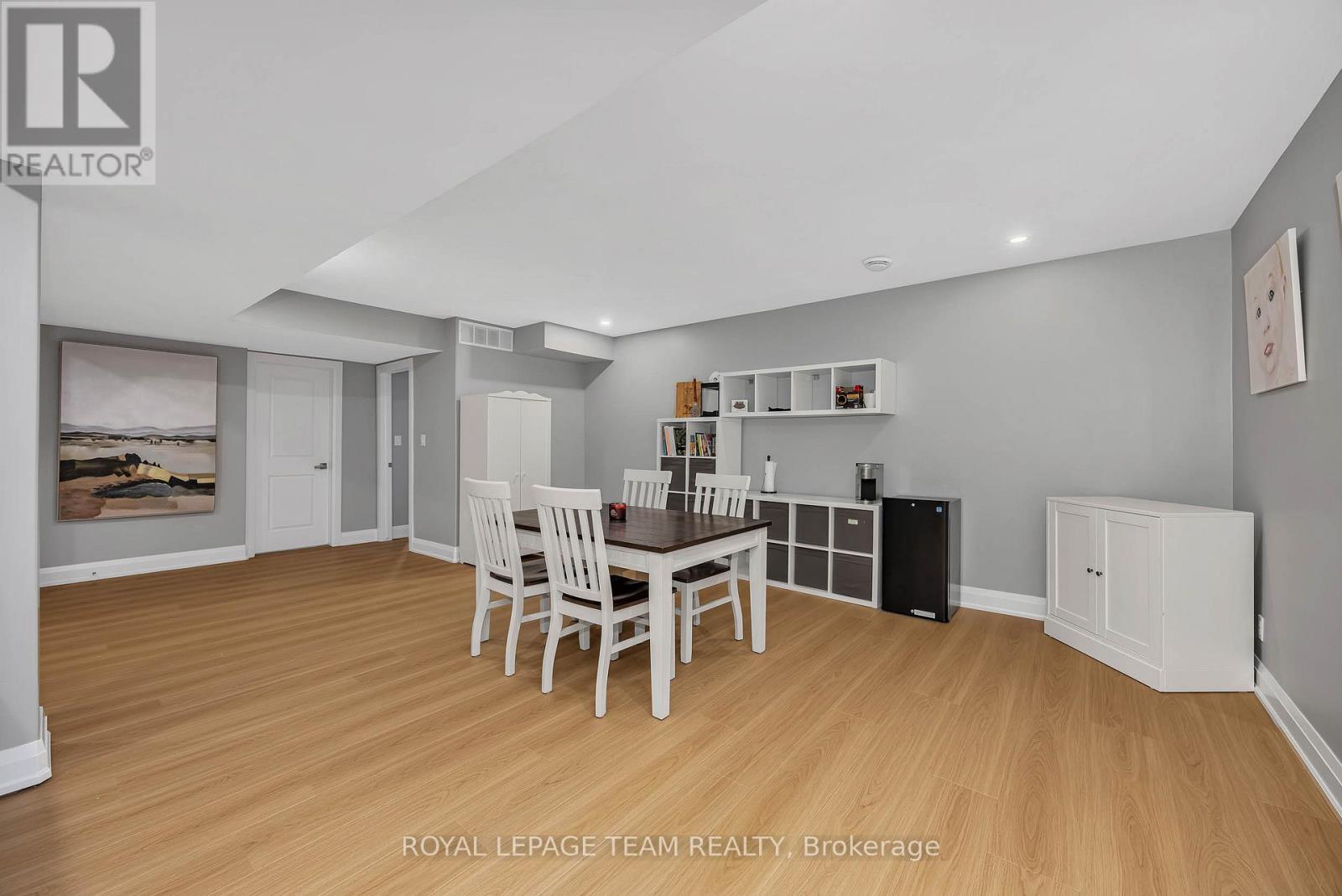 101 STIRLING CRESCENT - Image 35