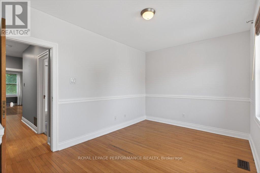 3 Bed, 2 Bath House for Rent in Ottawa – 313 LEBRETON STREET S, Ottawa – MLS# X13447166 - Image 30