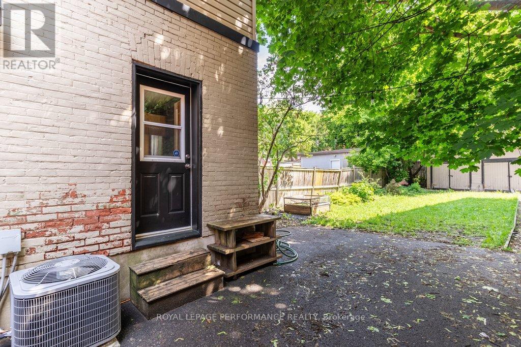 3 Bed, 2 Bath House for Rent in Ottawa – 313 LEBRETON STREET S, Ottawa – MLS# X13447166 - Image 39