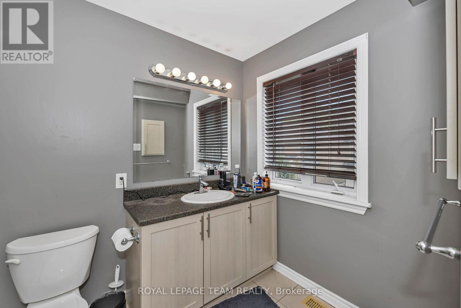 415 ARNCLIFFE AVENUE - 8