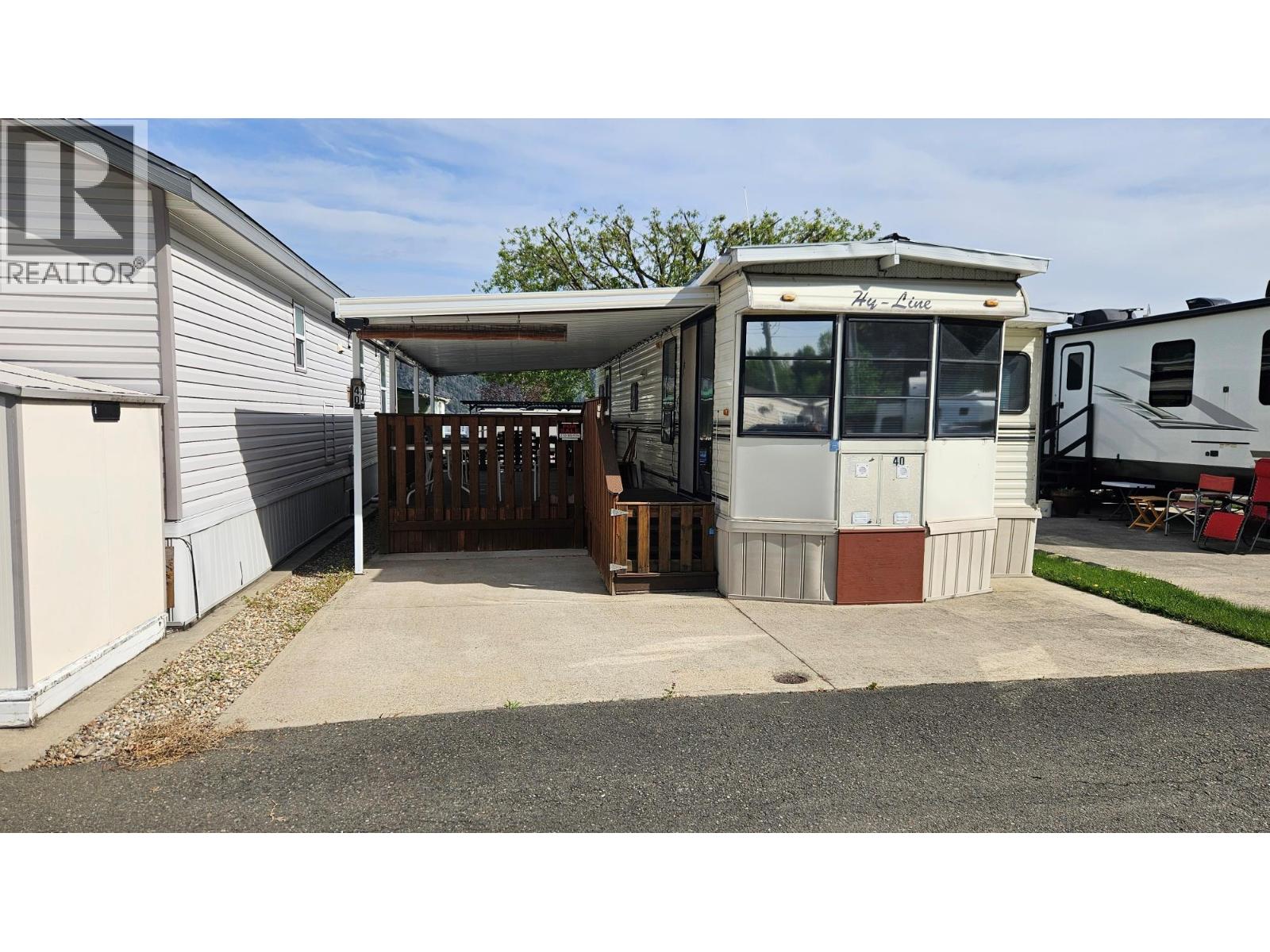 #40 1226 Second Avenue - 1