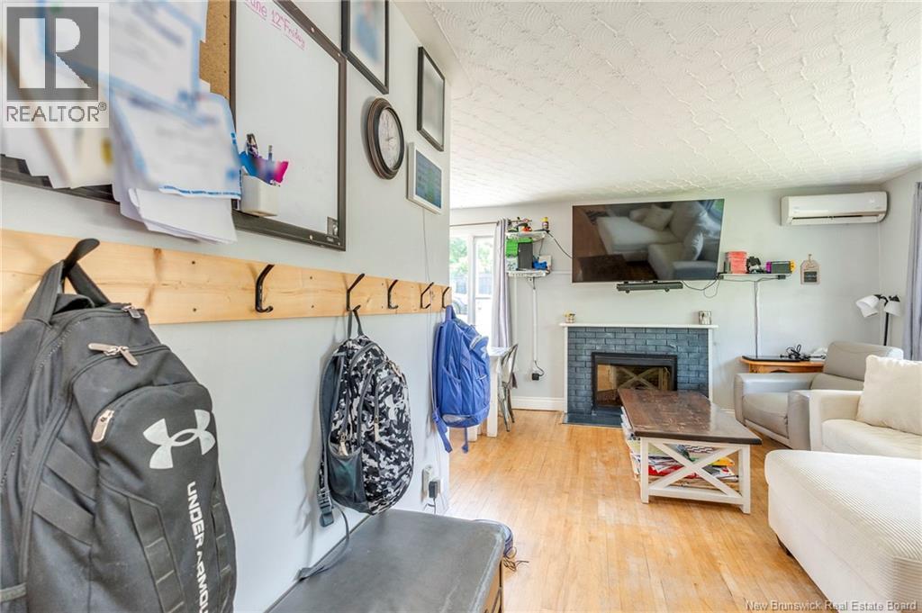 71 Champlain Drive - Image 15
