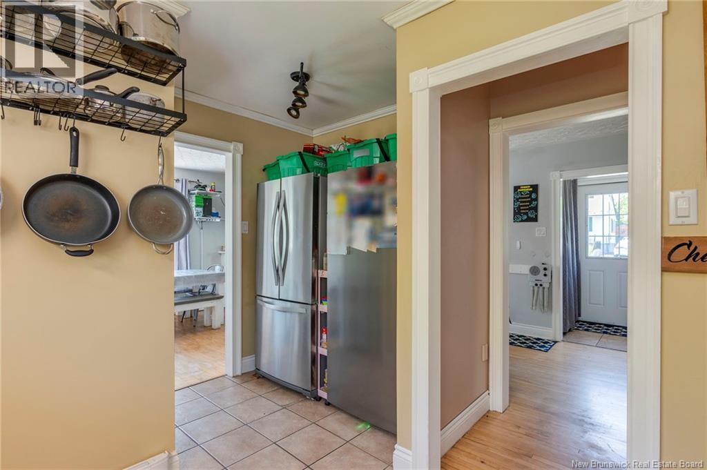 71 Champlain Drive - 24