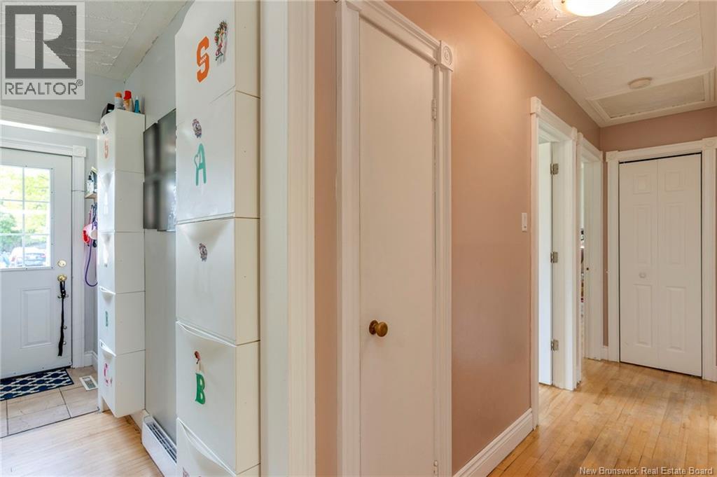 71 Champlain Drive - 26