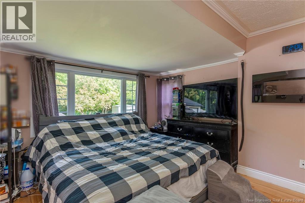 71 Champlain Drive - 34