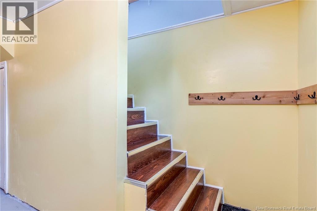 71 Champlain Drive - 37