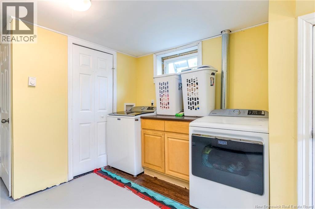 71 Champlain Drive - Image 38