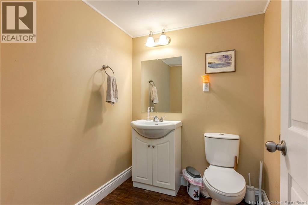71 Champlain Drive - 42