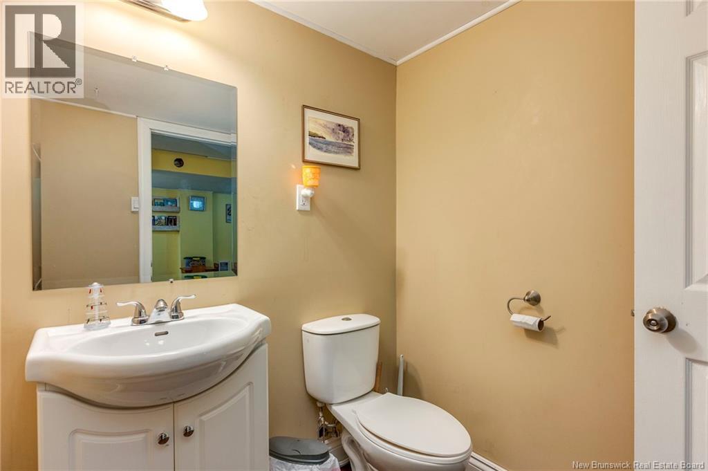 71 Champlain Drive - Image 43