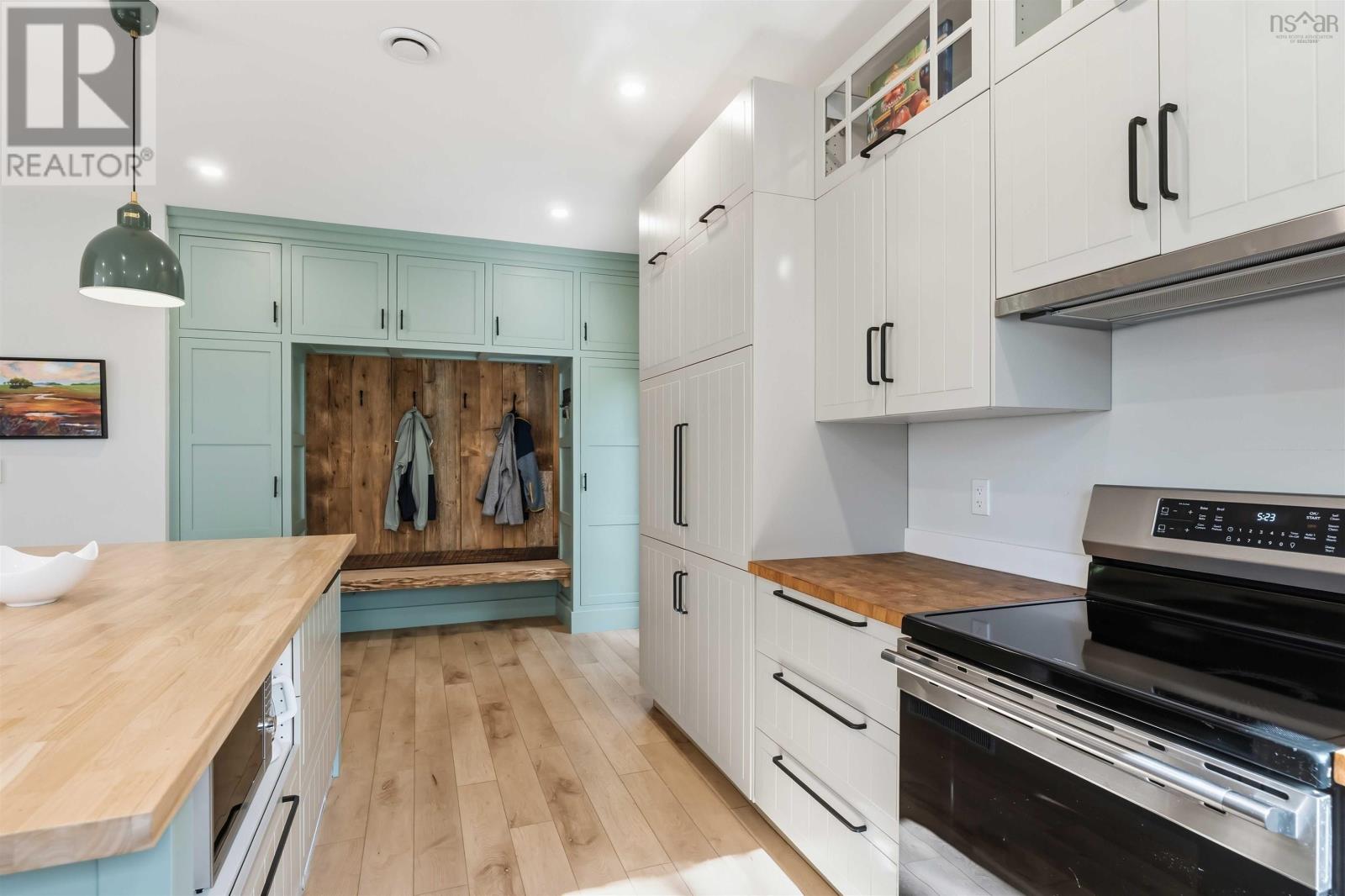 25 Cortland Crescent - 11