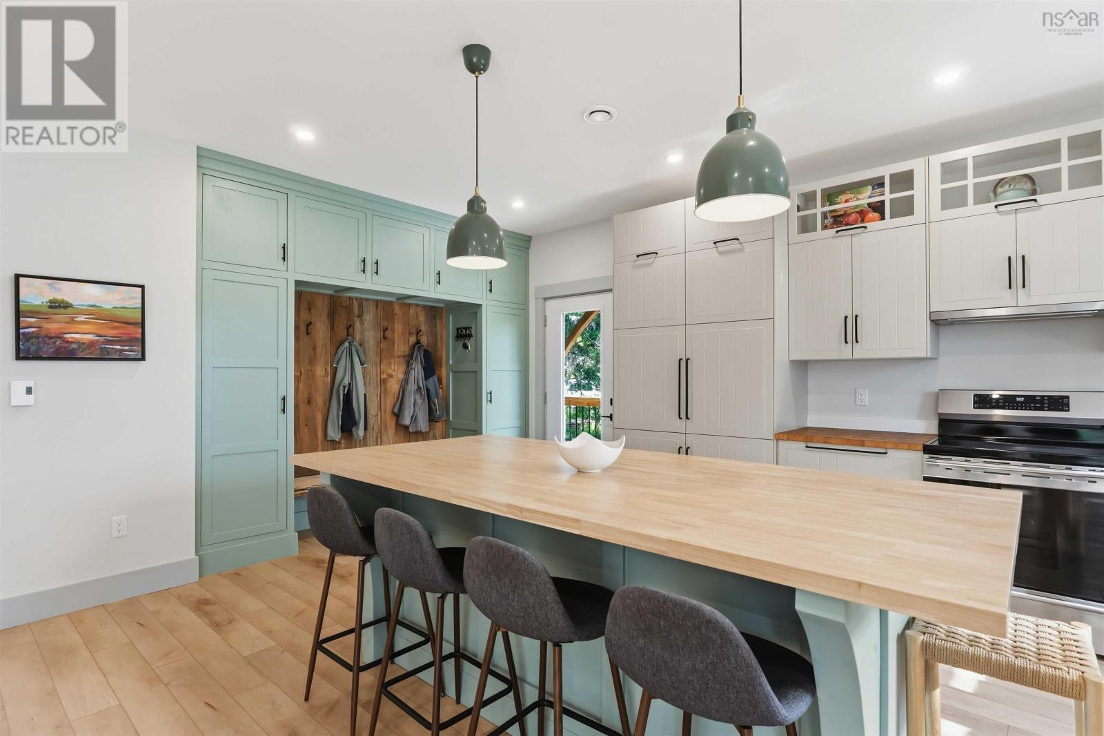 25 Cortland Crescent - 6