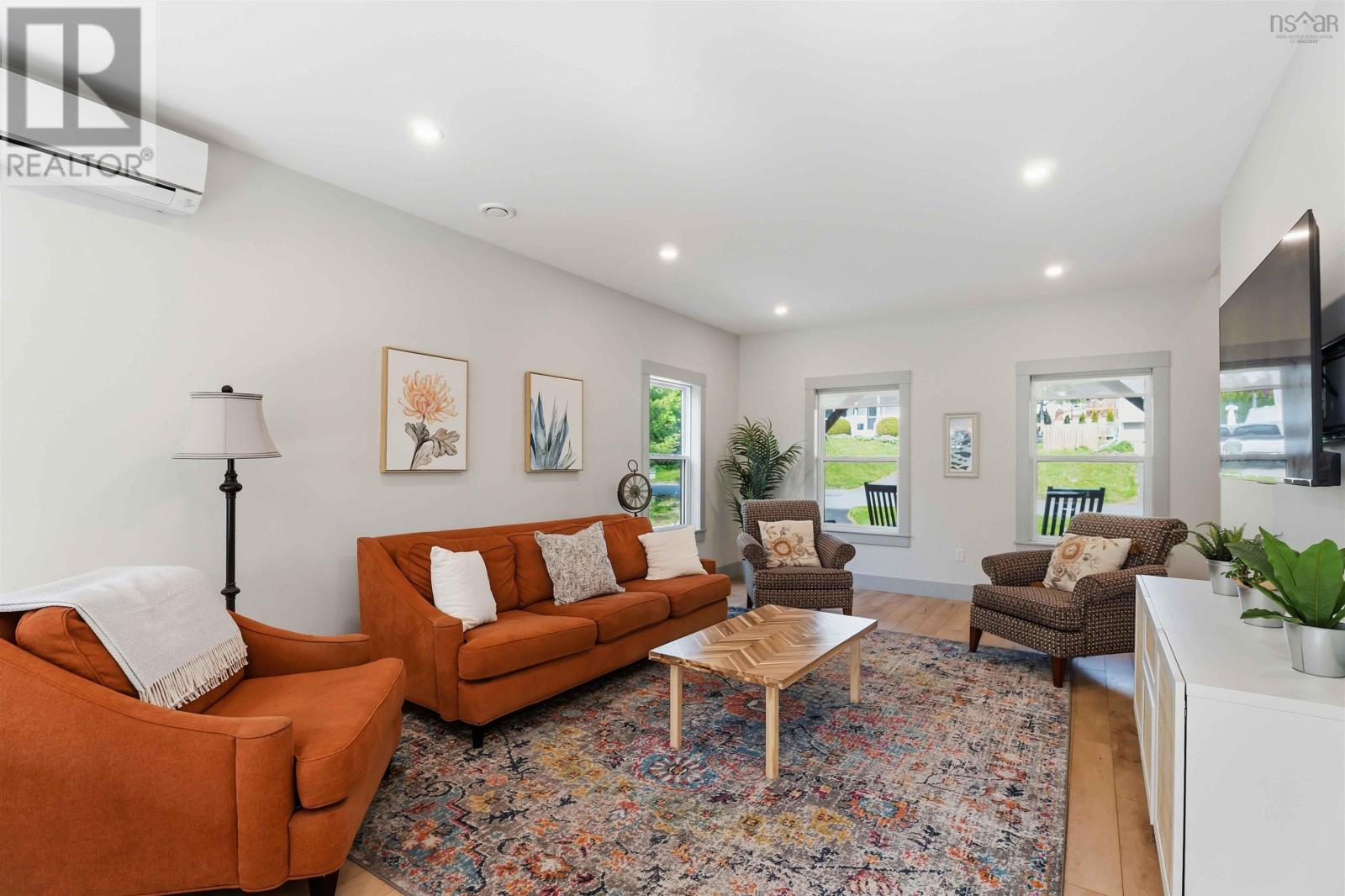 25 Cortland Crescent - 16